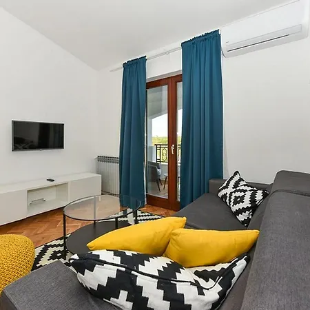 Apartman Mediterraneo Garden *