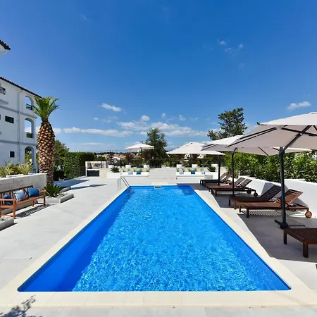 Mediterraneo Garden Apartmán *