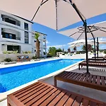 Mediterraneo Garden شقة *