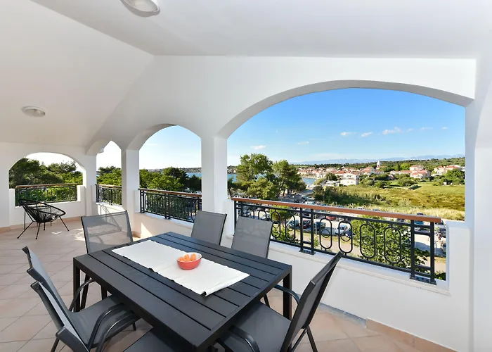 Mediterraneo Garden Апартаменты